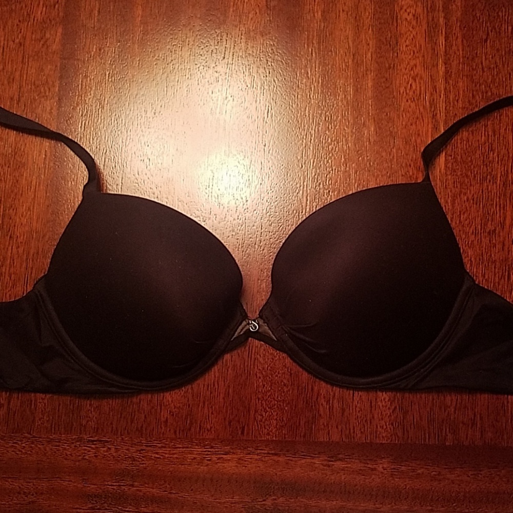 Fabulous by Victoria's Secret plunge bra